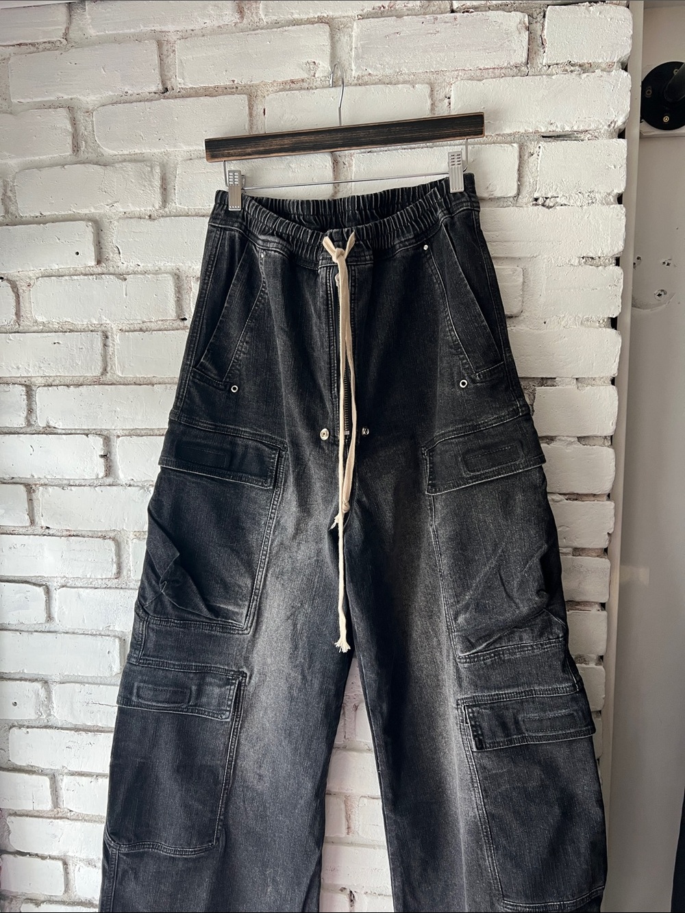 RICK OWENS Men's Black Cargo Work Pants with Drawstring Waist anime wide leg - Picture 2 of 14